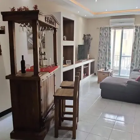 Very Bright Well Kept 아파트 *